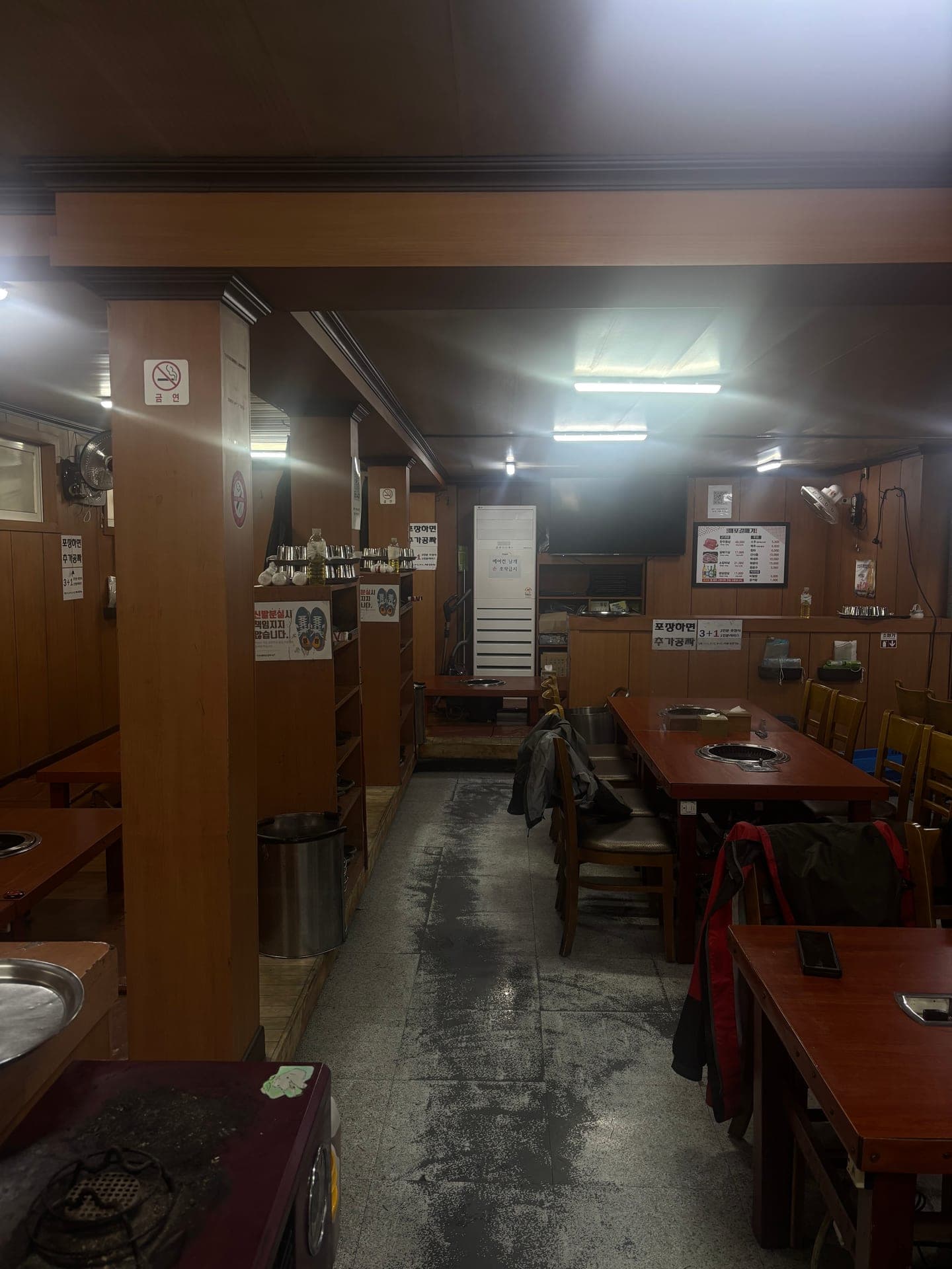 동대문 고깃집 업소용 에어컨 청소 시공 사례 1